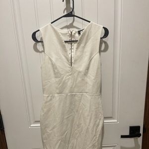 White bodycon dress
